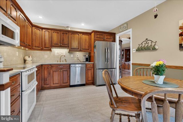 52 WINDY KNOLL DR, Richboro, PA 18954