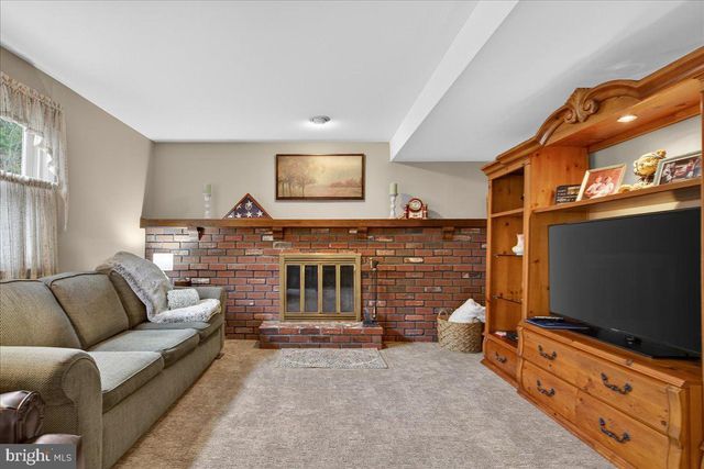 52 WINDY KNOLL DR, Richboro, PA 18954