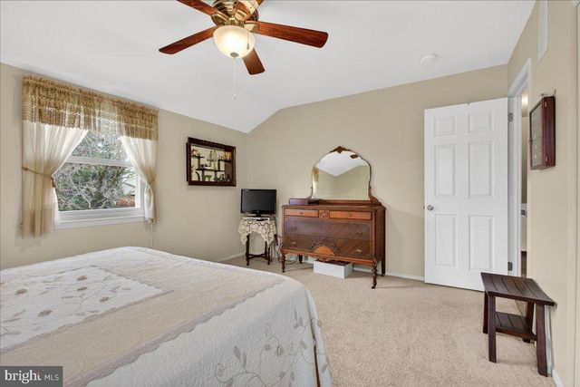 52 WINDY KNOLL DR, Richboro, PA 18954