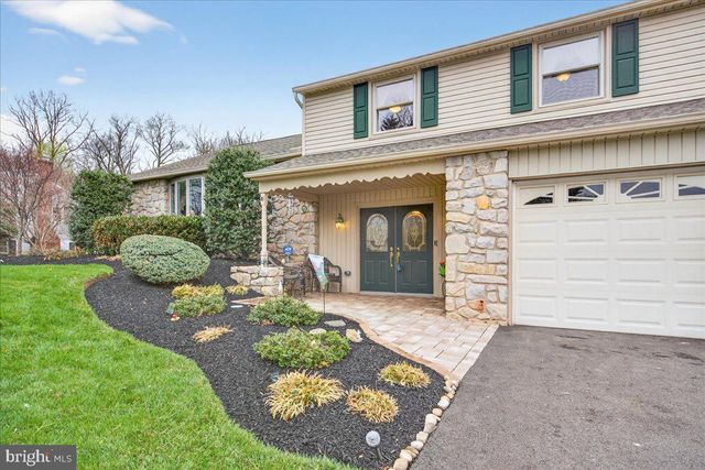 52 WINDY KNOLL DR, Richboro, PA 18954