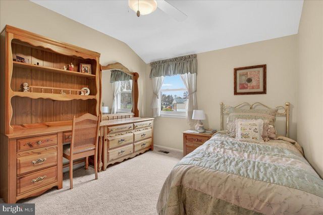 52 WINDY KNOLL DR, Richboro, PA 18954