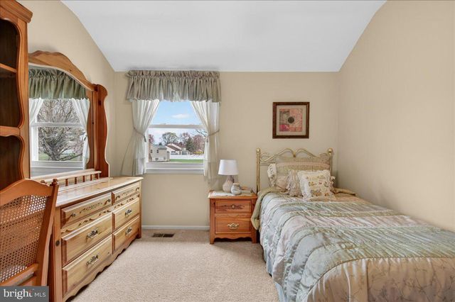 52 WINDY KNOLL DR, Richboro, PA 18954