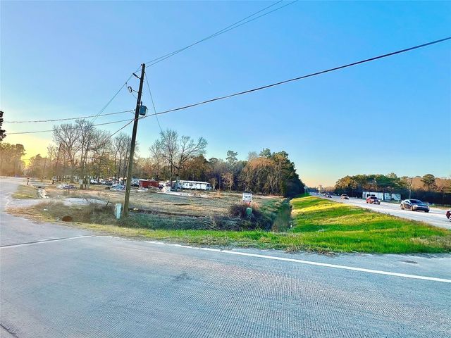 17031 Little Oak Drive, Porter, TX 77365