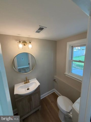 379 BOXWOOD LN, Cinnaminson Twp, NJ 08077