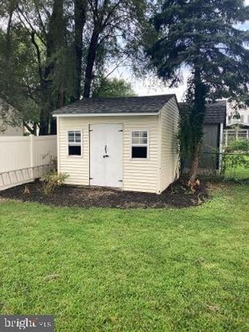 379 BOXWOOD LN, Cinnaminson Twp, NJ 08077