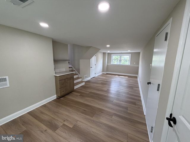 379 BOXWOOD LN, Cinnaminson Twp, NJ 08077