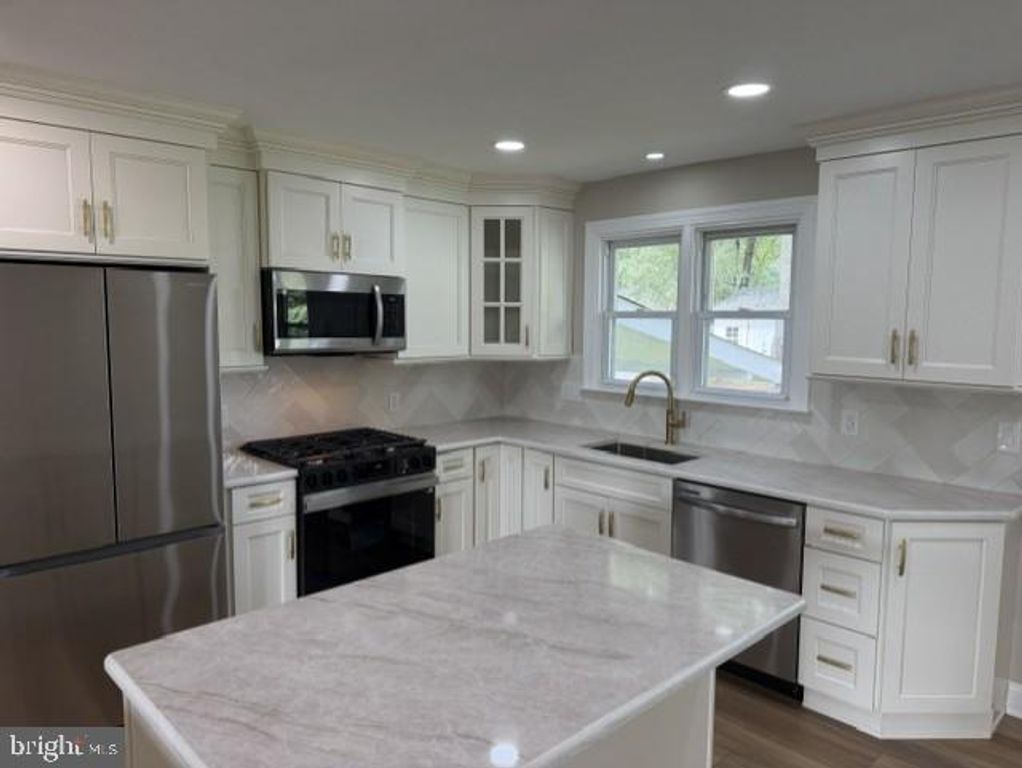 379 BOXWOOD LN, CINNAMINSON TWP, NJ 08077 — photo 3