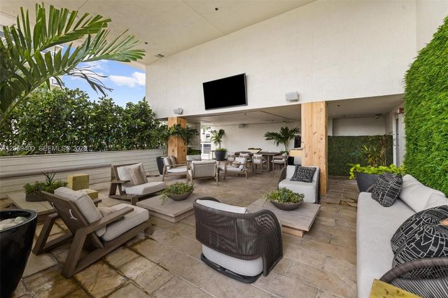 1800 S Ocean Dr 4304, Hallandale Beach, FL 33009