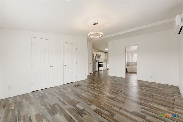 257 County Road 3355, Kempner, TX 76539