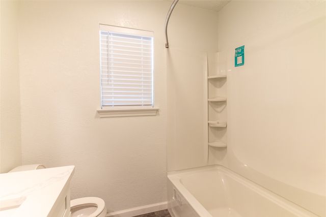 5201 Rustle Leaf Drive, Arlington, TX 76017