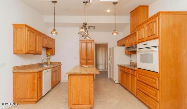 2801 POLK Avenue, El Paso, TX 79930