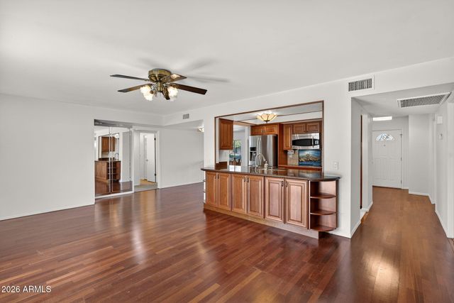 1725 E LA JOLLA Drive, Tempe, AZ 85282