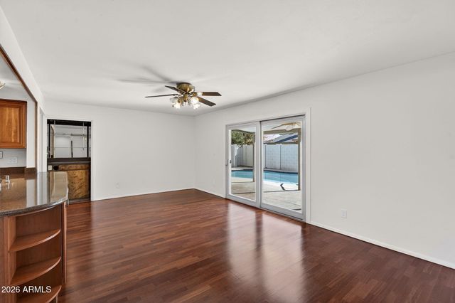 1725 E LA JOLLA Drive, Tempe, AZ 85282