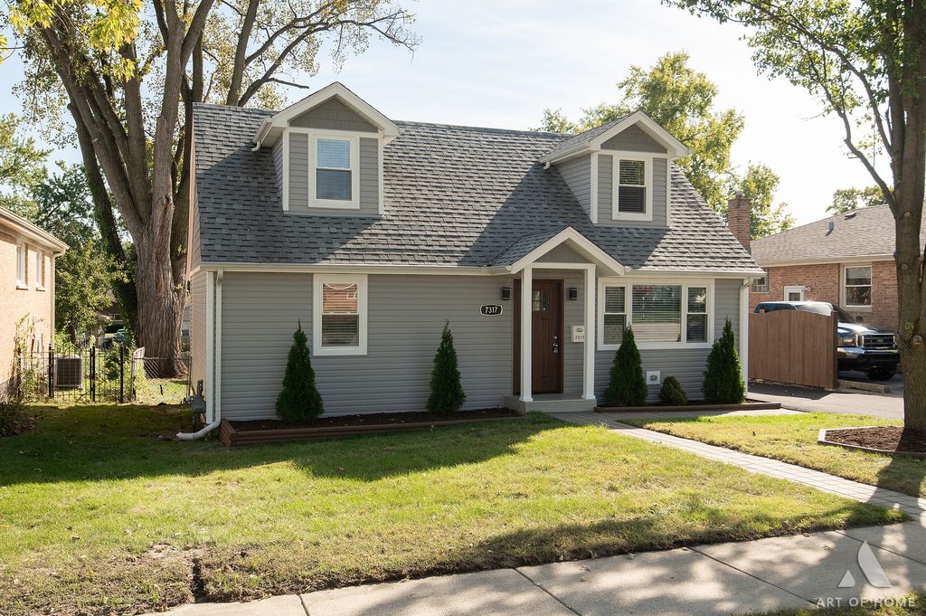 7317 W 114th Street, Worth, IL 60482 — exterior
