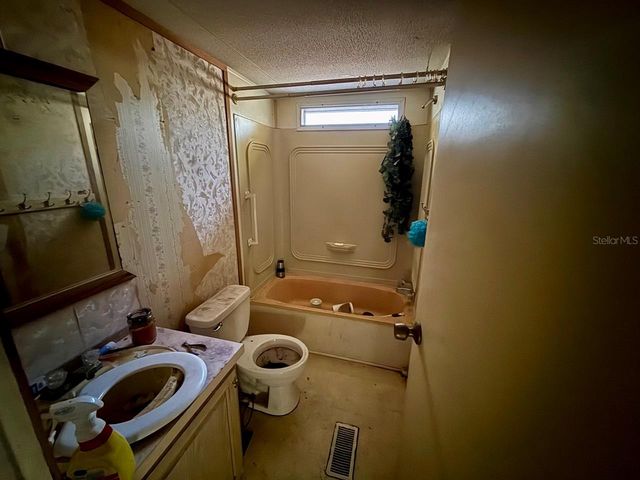 14051 NE 45TH PLACE, Williston, FL 32696