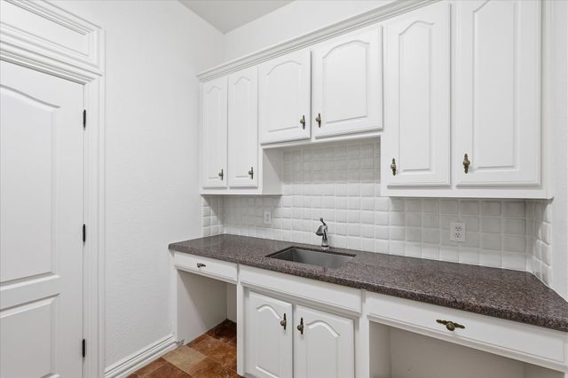 3207 St Albans Circle, Colleyville, TX 76034