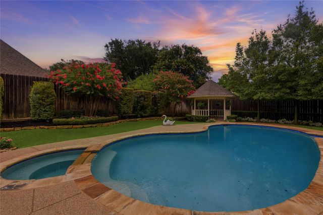 3207 St Albans Circle, Colleyville, TX 76034