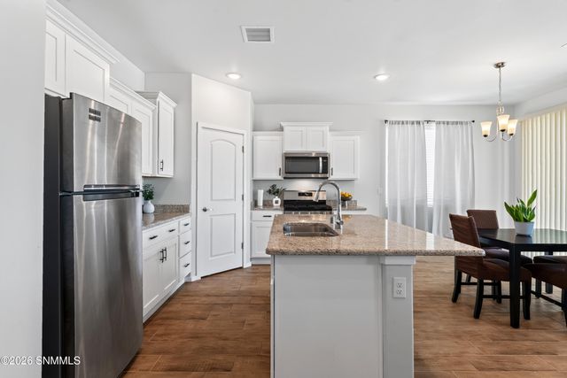 1545 Bison Spring Drive, Las Cruces, NM 88012