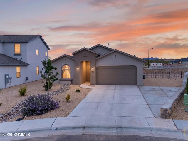 1545 Bison Spring Drive, Las Cruces, NM 88012