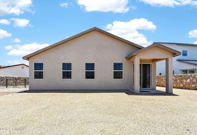 1545 Bison Spring Drive, Las Cruces, NM 88012