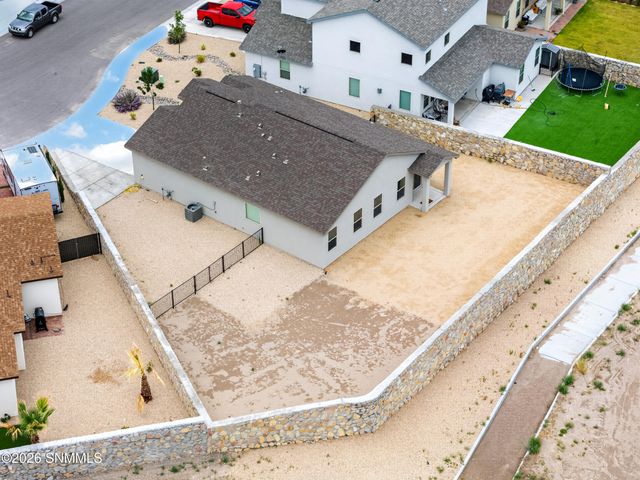 1545 Bison Spring Drive, Las Cruces, NM 88012