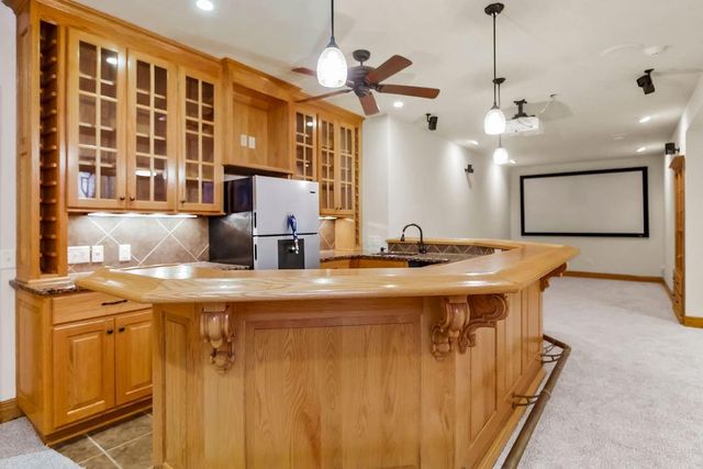 4311 N 141st Place, Basehor, KS 66007