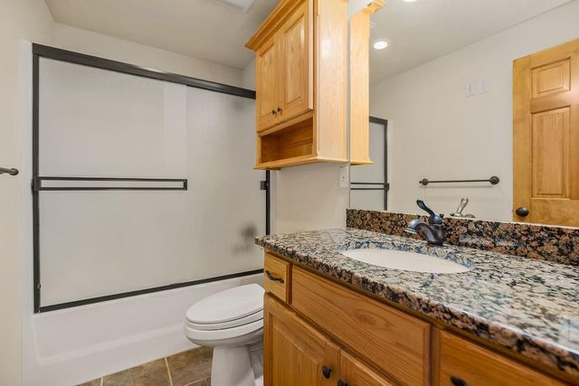 4311 N 141st Place, Basehor, KS 66007