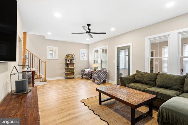 1 MAPLE AVE, Haddon Township, NJ 08108