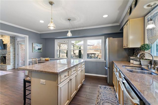 200 W 114th Street, Kansas City, MO 64114