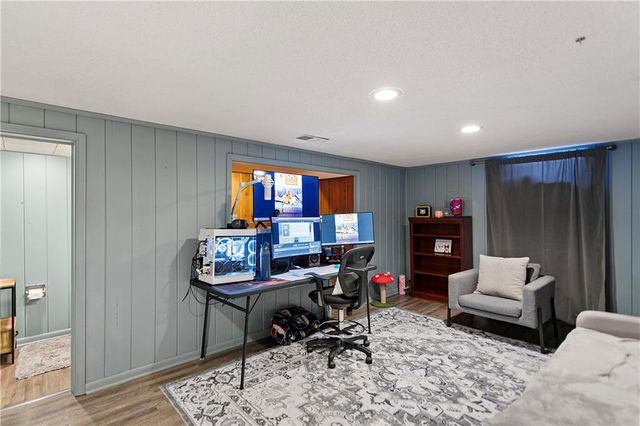 200 W 114th Street, Kansas City, MO 64114