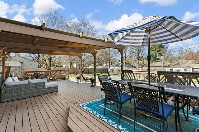 200 W 114th Street, Kansas City, MO 64114