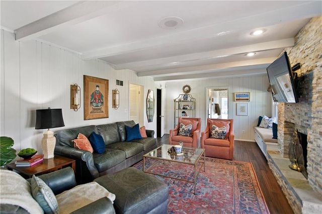 200 W 114th Street, Kansas City, MO 64114