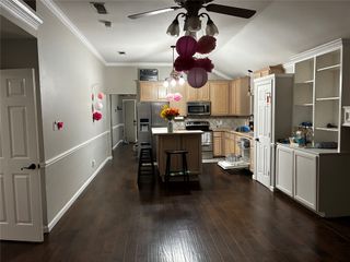 520 Kelley Court, Fort Worth, TX 76120