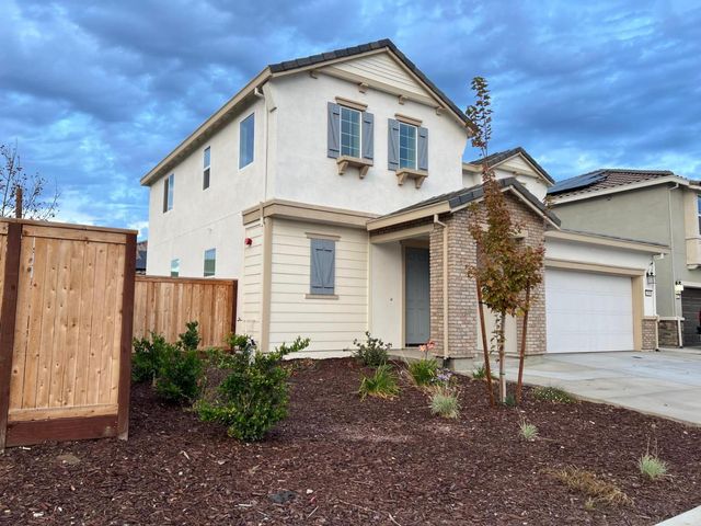 1808 Apiary Way, Hughson, CA 95326