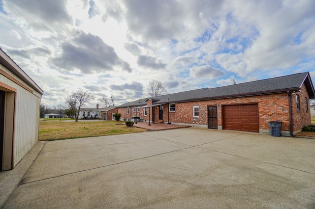 189 Clearview Cir, Hendersonville, TN 37075