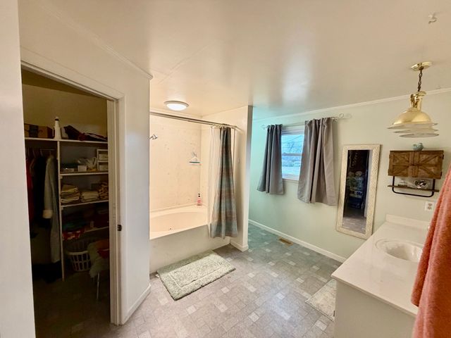 189 Clearview Cir, Hendersonville, TN 37075