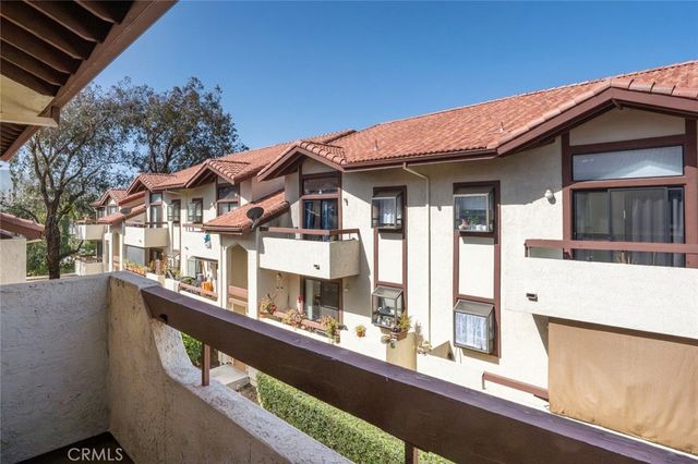 18120 Sundowner 1122, Canyon Country, CA 91387