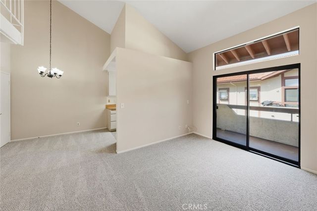 18120 Sundowner 1122, Canyon Country, CA 91387
