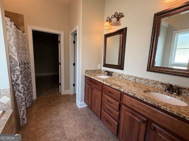 600 Trails End Circle, Bonaire, GA 31005