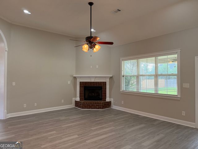 600 Trails End Circle, Bonaire, GA 31005