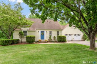 81 White Oak Drive, Southington, CT 06489