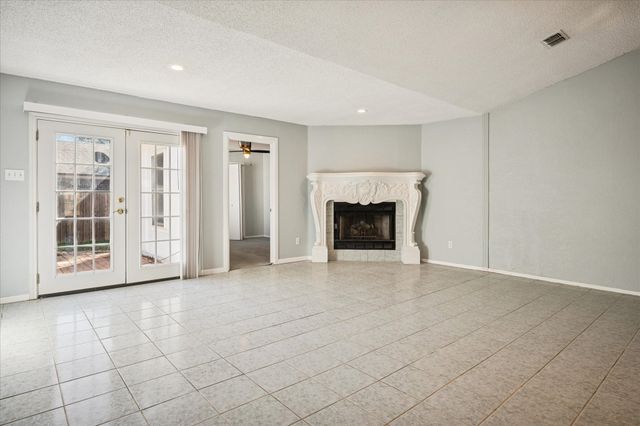 7408 Canoga Circle, Fort Worth, TX 76137