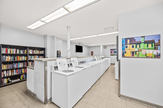 1030 N STATE Street 40F, Chicago, IL 60610