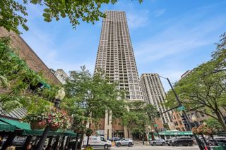 1030 N STATE Street 40F, Chicago, IL 60610