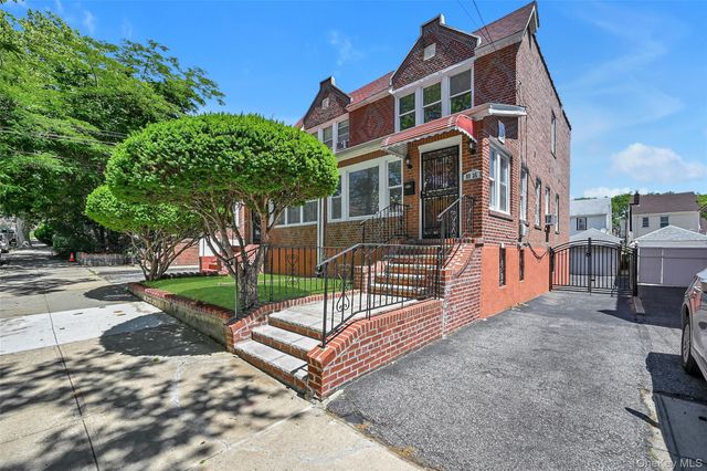 88-35 Vanderveer Street, Queens Village, NY 11427