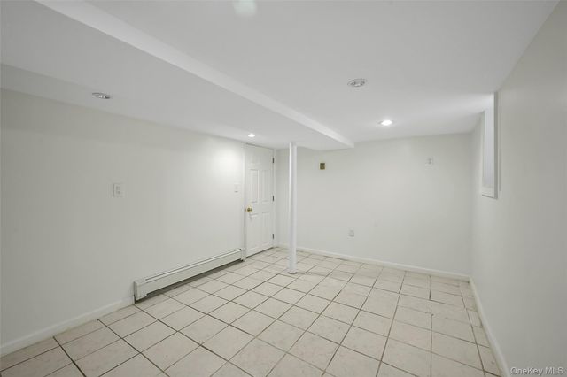 88-35 Vanderveer Street, Queens Village, NY 11427