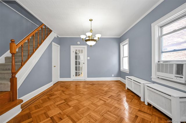 88-35 Vanderveer Street, Queens Village, NY 11427