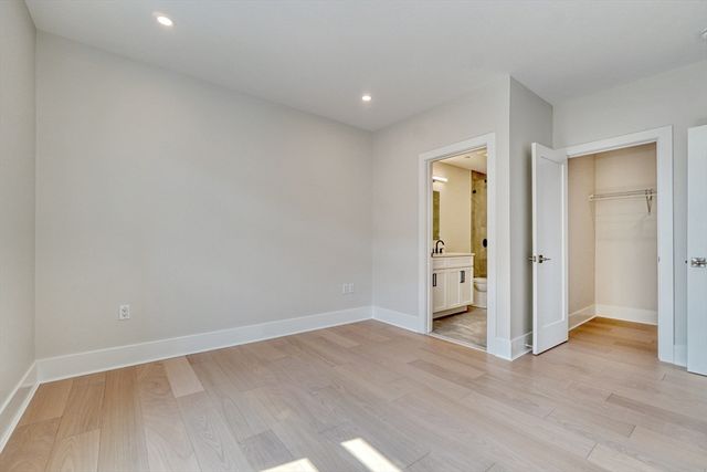 62 Foundry St 305, Wakefield, MA 01880