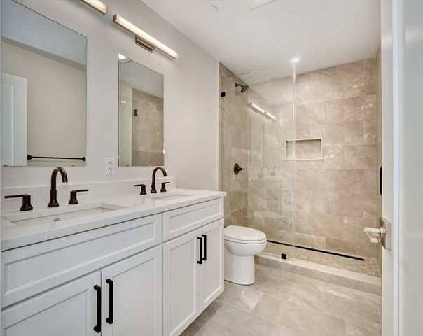 62 Foundry St 305, Wakefield, MA 01880