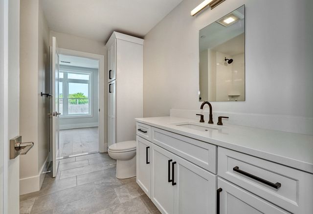 62 Foundry St 305, Wakefield, MA 01880